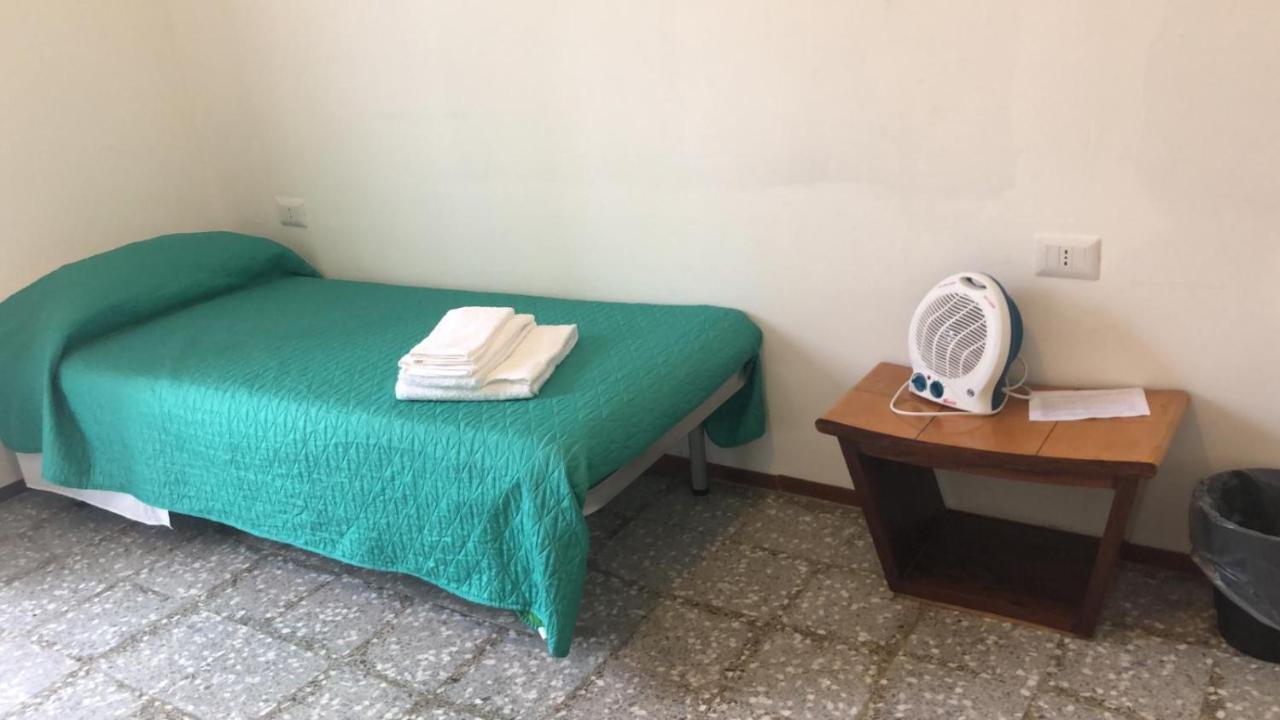 Castellaneta Short Term -Low Cost Extérieur photo